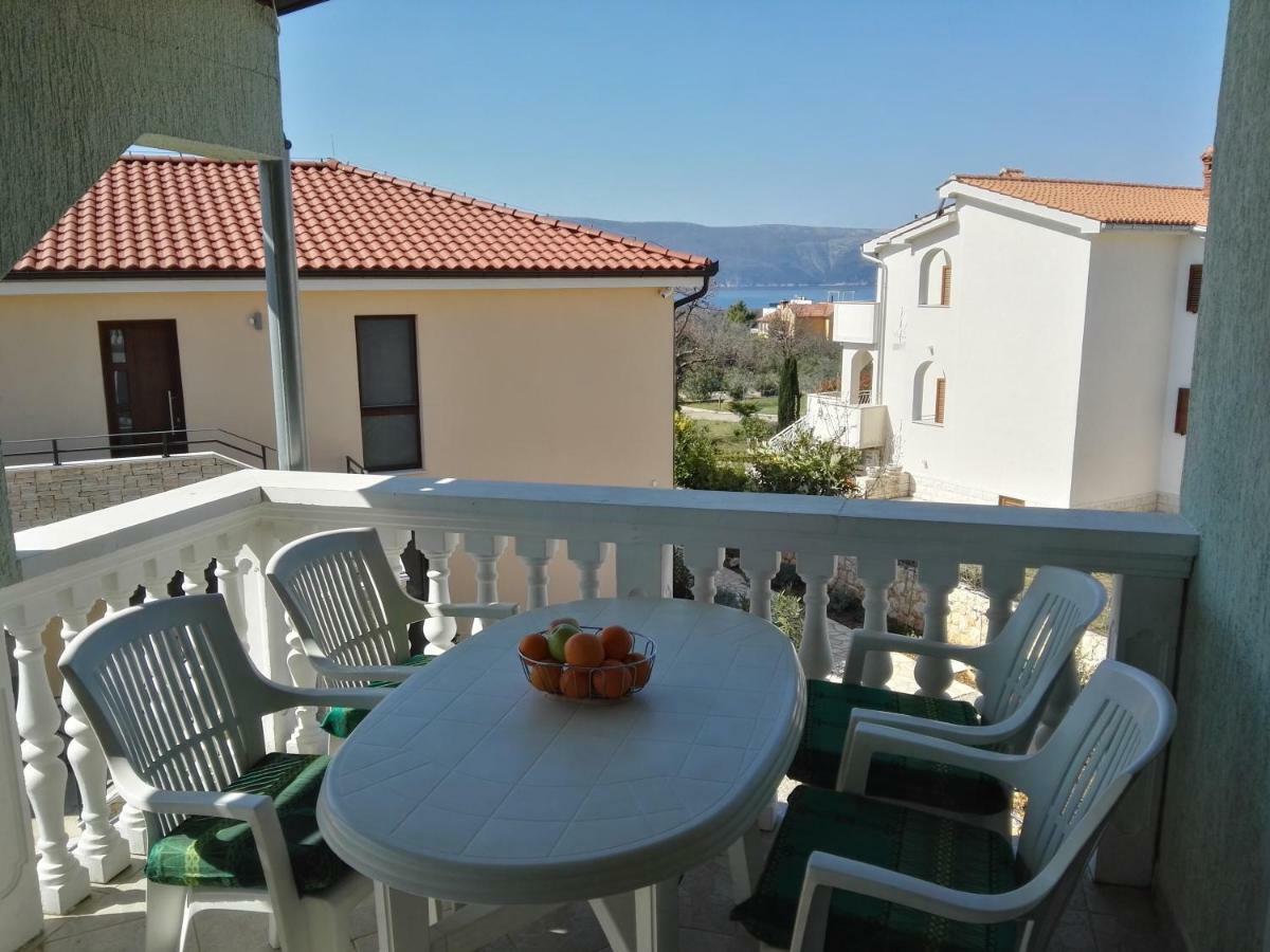 Apartment Pezic Krk Town Exterior foto